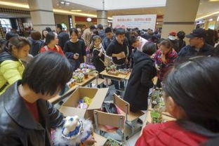 情系童心民心 筑梦同心家园 普陀“青椒”四季志愿行举办教育咨询与爱心义卖专场